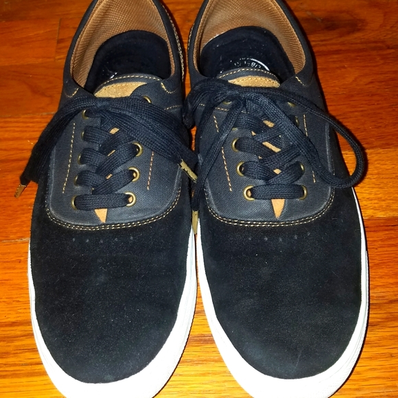 Mens size 9 State Pacifica skate shoes. - Picture 6 of 9